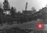 Standbild USA airborne Truppen Cheneaux Belgien, 1944, aus Sekunde 9 historischem Filmmaterial Videoclip 65675060479