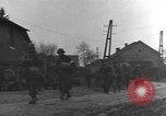 Standbild USA airborne Truppen Cheneaux Belgien, 1944, aus Sekunde 15 historischem Filmmaterial Videoclip 65675060479