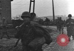 Standbild USA airborne Truppen Cheneaux Belgien, 1944, aus Sekunde 23 historischem Filmmaterial Videoclip 65675060479