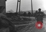 Standbild USA airborne Truppen Cheneaux Belgien, 1944, aus Sekunde 24 historischem Filmmaterial Videoclip 65675060479