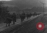 Standbild USA airborne Truppen Cheneaux Belgien, 1944, aus Sekunde 46 historischem Filmmaterial Videoclip 65675060479