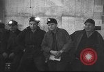 Image Les travailleurs de la mine terminent leur grève en décembre 1946 Westland Pennsylvanie, 1946, de la seconde 57 séquences d'archives historiques vidéo 65675060481