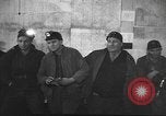 Image Les travailleurs de la mine terminent leur grève en décembre 1946 Westland Pennsylvanie, 1946, de la seconde 59 séquences d'archives historiques vidéo 65675060481