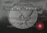 Standbild B-17 Flying Fortress New Georgia Island Solomon Islands USA, 1943, aus Sekunde 8 historischem Filmmaterial Videoclip 65675060485
