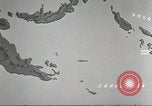 Standbild B-17 Flying Fortress New Georgia Island Solomon Islands USA, 1943, aus Sekunde 41 historischem Filmmaterial Videoclip 65675060485