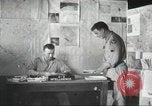 Standbild B-17 Flying Fortress New Georgia Island Solomon Islands USA, 1943, aus Sekunde 60 historischem Filmmaterial Videoclip 65675060485