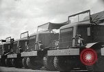 Standbild Waggons Kalkutta Indien, 1945, aus Sekunde 3 historischem Filmmaterial Videoclip 65675060488