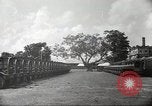 Standbild Waggons Kalkutta Indien, 1945, aus Sekunde 23 historischem Filmmaterial Videoclip 65675060488