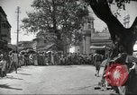 Standbild Waggons Kalkutta Indien, 1945, aus Sekunde 32 historischem Filmmaterial Videoclip 65675060488