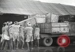 Standbild Waggons Kalkutta Indien, 1945, aus Sekunde 48 historischem Filmmaterial Videoclip 65675060488