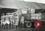 Standbild Waggons Kalkutta Indien, 1945, aus Sekunde 49 historischem Filmmaterial Videoclip 65675060488