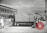 Standbild Waggons Kalkutta Indien, 1945, aus Sekunde 58 historischem Filmmaterial Videoclip 65675060488
