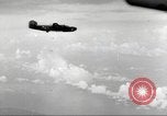 Standbild B-24 Liberator Bomber Kahili Papua Neu Guinea, 1943, aus Sekunde 53 historischem Filmmaterial Videoclip 65675060498