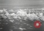 Standbild B-24 Liberator Bomber Insel Ballale Salomonen, 1943, aus Sekunde 37 historischem Filmmaterial Videoclip 65675060499