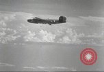 Standbild B-24 Liberator Bomber Insel Ballale Salomonen, 1943, aus Sekunde 42 historischem Filmmaterial Videoclip 65675060499