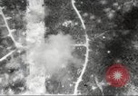 Standbild B-24 Liberator Bomber Insel Ballale Salomonen, 1943, aus Sekunde 53 historischem Filmmaterial Videoclip 65675060499