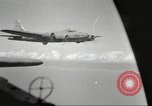 Standbild B-24 Liberator Bomber Rekata Insel Salomonen, 1943, aus Sekunde 8 historischem Filmmaterial Videoclip 65675060501