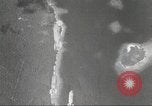 Standbild B-24 Liberator Bomber Rekata Insel Salomonen, 1943, aus Sekunde 12 historischem Filmmaterial Videoclip 65675060501