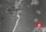Standbild B-24 Liberator Bomber Rekata Insel Salomonen, 1943, aus Sekunde 38 historischem Filmmaterial Videoclip 65675060501