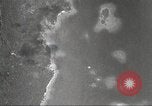 Standbild B-24 Liberator Bomber Rekata Insel Salomonen, 1943, aus Sekunde 41 historischem Filmmaterial Videoclip 65675060501