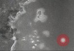Standbild B-24 Liberator Bomber Rekata Insel Salomonen, 1943, aus Sekunde 43 historischem Filmmaterial Videoclip 65675060501