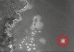 Standbild B-24 Liberator Bomber Rekata Insel Salomonen, 1943, aus Sekunde 45 historischem Filmmaterial Videoclip 65675060501