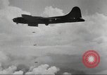 Immagine di Stati Uniti bombardieri Munda New Georgia Isole Salomone, 1943, secondo 12 filmato di repertorio 65675060502