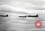 Immagine di Stati Uniti bombardieri Munda New Georgia Isole Salomone, 1943, secondo 21 filmato di repertorio 65675060502