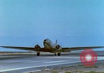 Image C-47 Plan de Skytrain Vietnam, 1967, de la seconde 32 séquences d'archives historiques vidéo 65675060512