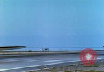 Image C-47 Plan de Skytrain Vietnam, 1967, de la seconde 44 séquences d'archives historiques vidéo 65675060512