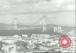 Image Câbles pour Golden Gate Bridge San Francisco California USA, 1935, de la seconde 62 séquences d'archives historiques vidéo 65675060564