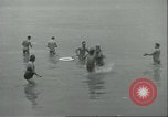 Image ice-parsemé de l'eau Chicago Illinois USA, 1935, de la seconde 25 séquences d'archives historiques vidéo 65675060567