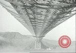 Immagine di Span del Golden Gate Bridge San Francisco California USA, 1936, secondo 10 filmato di repertorio 65675060573