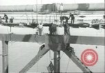 Immagine di Span del Golden Gate Bridge San Francisco California USA, 1936, secondo 38 filmato di repertorio 65675060573