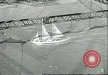 Immagine di Span del Golden Gate Bridge San Francisco California USA, 1936, secondo 48 filmato di repertorio 65675060573