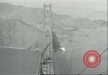 Immagine di Span del Golden Gate Bridge San Francisco California USA, 1936, secondo 50 filmato di repertorio 65675060573