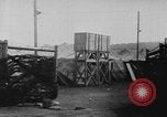 Standbild Arnstadt Konzentrationslager Espenfeld in der Nähe von Arnstadt Deutschland, 1945, aus Sekunde 14 historischem Filmmaterial Videoclip 65675060579