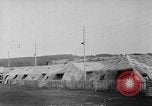 Standbild Arnstadt Konzentrationslager Espenfeld in der Nähe von Arnstadt Deutschland, 1945, aus Sekunde 34 historischem Filmmaterial Videoclip 65675060579
