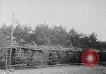 Standbild Arnstadt Konzentrationslager Espenfeld in der Nähe von Arnstadt Deutschland, 1945, aus Sekunde 40 historischem Filmmaterial Videoclip 65675060579