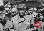 Standbild Konzentrationslagers Mauthausen Österreich, 1945, aus Sekunde 29 historischem Filmmaterial Videoclip 65675060581