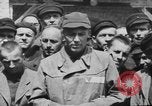 Standbild Konzentrationslagers Mauthausen Österreich, 1945, aus Sekunde 33 historischem Filmmaterial Videoclip 65675060581