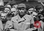 Standbild Konzentrationslagers Mauthausen Österreich, 1945, aus Sekunde 39 historischem Filmmaterial Videoclip 65675060581