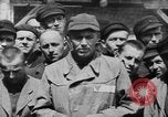 Standbild Konzentrationslagers Mauthausen Österreich, 1945, aus Sekunde 41 historischem Filmmaterial Videoclip 65675060581
