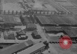 Standbild Konzentrationslager Dachau Dachau Deutschland, 1945, aus Sekunde 9 historischem Filmmaterial Videoclip 65675060583