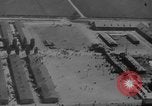 Standbild Konzentrationslager Dachau Dachau Deutschland, 1945, aus Sekunde 27 historischem Filmmaterial Videoclip 65675060583