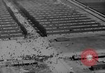 Standbild Konzentrationslager Dachau Dachau Deutschland, 1945, aus Sekunde 32 historischem Filmmaterial Videoclip 65675060583