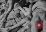 Image Camp de concentration de Dachau Dachau Allemagne, 1945, de la seconde 28 séquences d'archives historiques vidéo 65675060584