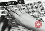 Image ration de contrefaçon de timbres United States USA, 1943, de la seconde 32 séquences d'archives historiques vidéo 65675060589