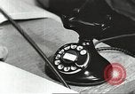 Image Station de gaz avec vente livre ration en temps de guerre United States USA, 1943, de la seconde 5 séquences d'archives historiques vidéo 65675060592