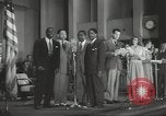 Standbild goldenen Hausschuhe Hollywood Los Angeles California USA, 1943, aus Sekunde 43 historischem Filmmaterial Videoclip 65675060594